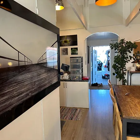 Cozy With Perfect Location *