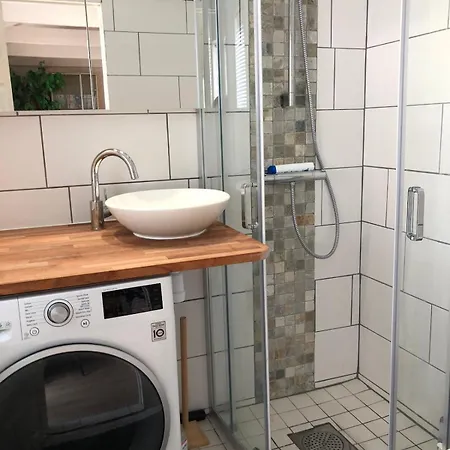 Cozy With Perfect Location Apartment Malmo